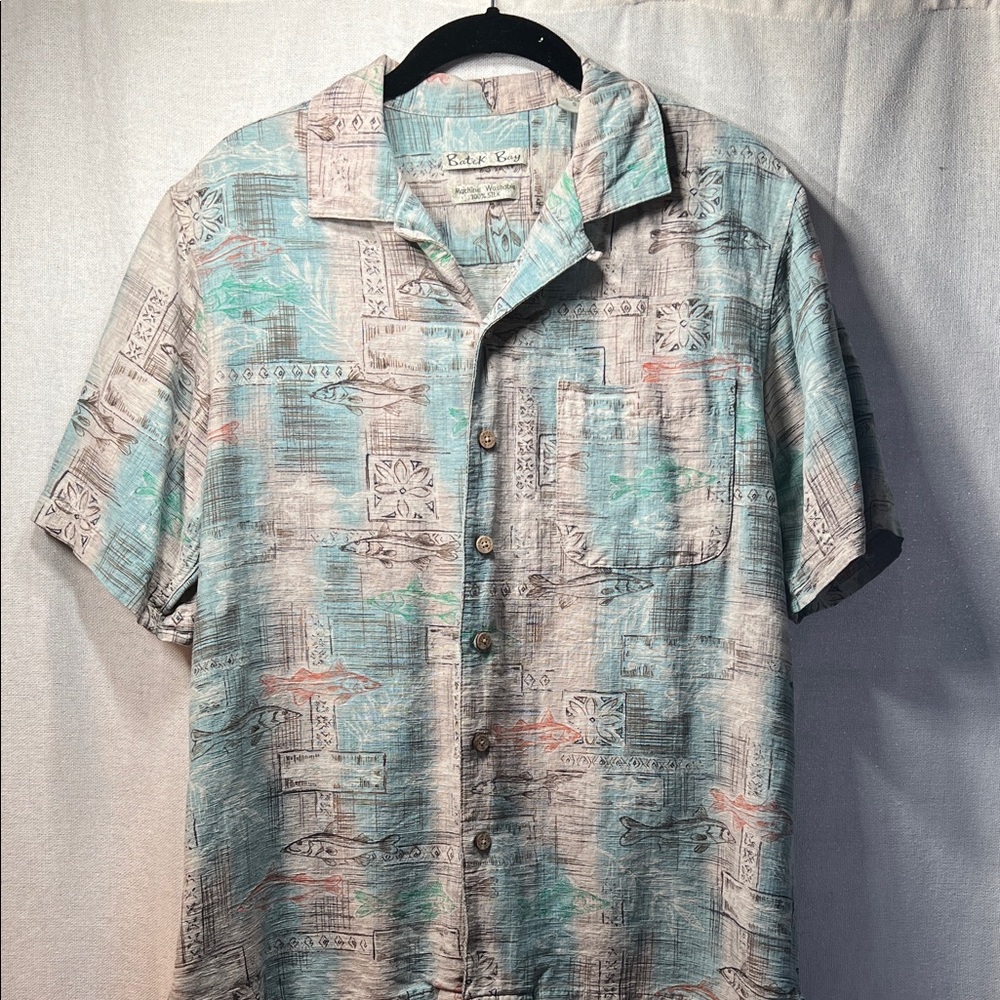 Men's Casual Aqua and Beige Button-Down Shirt